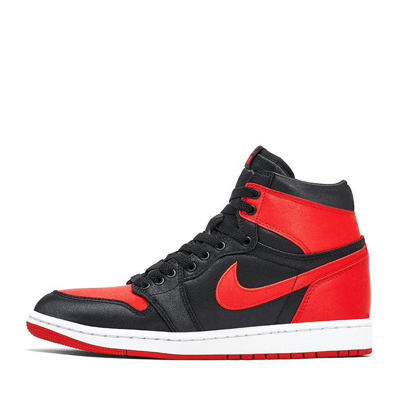 Air Jordan 1 Retro WMNS High OG Satin Bred 2023