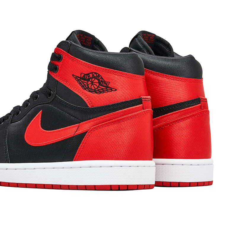 Air Jordan 1 Retro WMNS High OG Satin Bred 2023